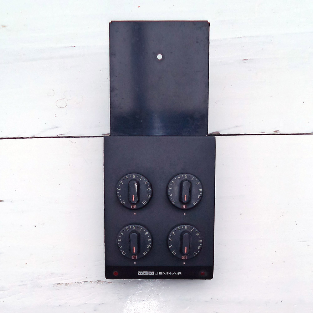 Jenn Air CU240B 4 Switch Control Unit Panel With Knob Set